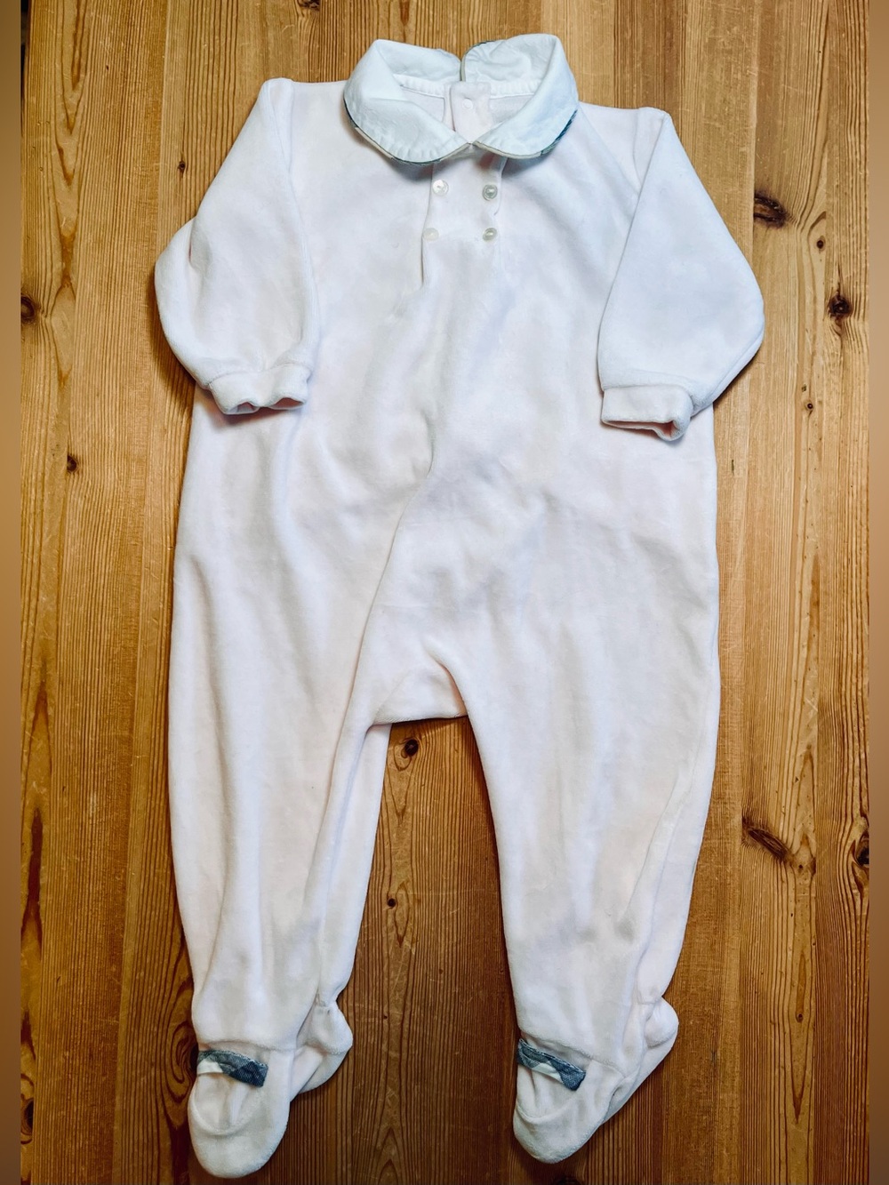 BURBERRY Light Pink Velvet Footie Baby One-Piece